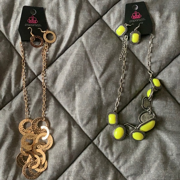 Necklace and earring set